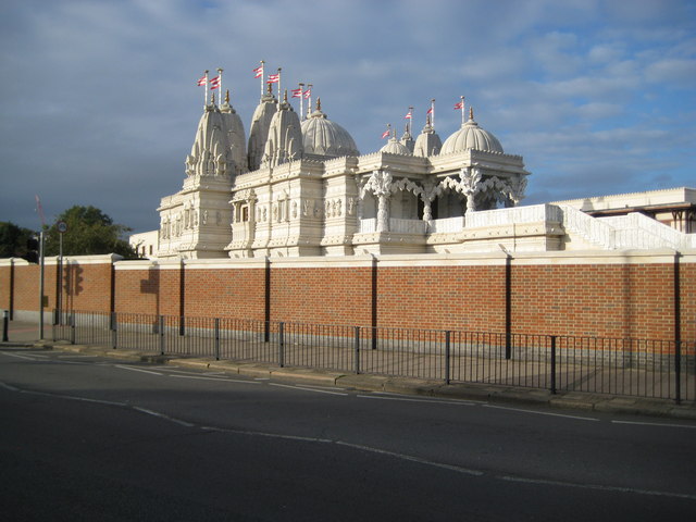 Neasden Temple | Indian Press The Neasden Temple in London showcases beautiful Hindu architecture and is a key part of the Indian diaspora.